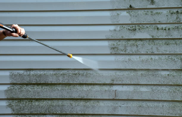Best Pool Deck Cleaning  in Orchards, WA